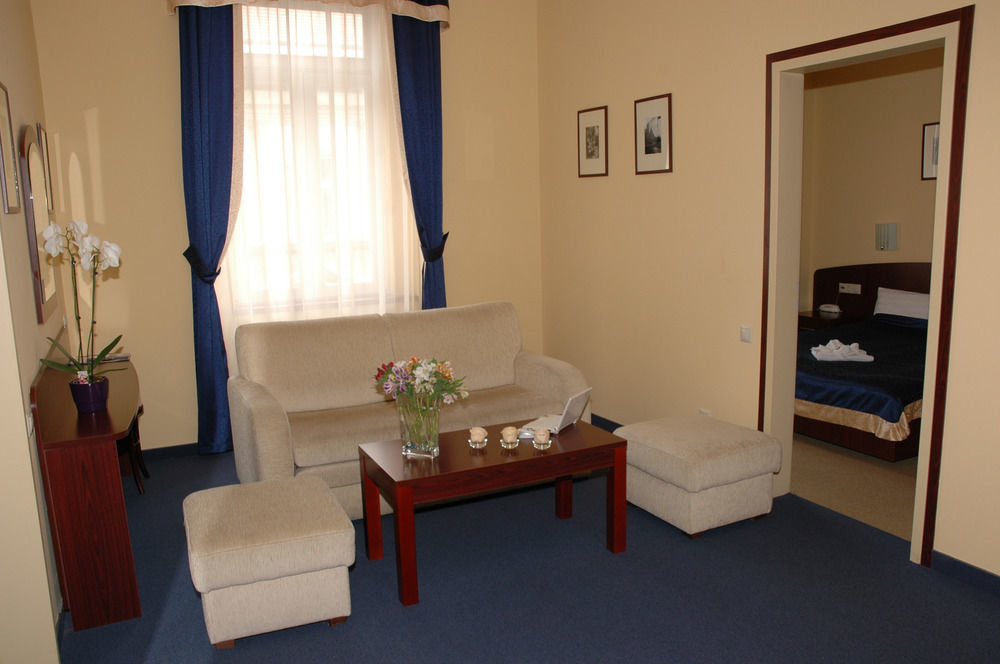 Basilica Hotel